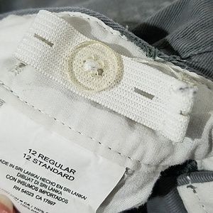 Old Navy Bottoms - Old Navy boys 12 gray cargo shorts Old Navy Bottoms - Old Navy boys 12 gray cargo shorts